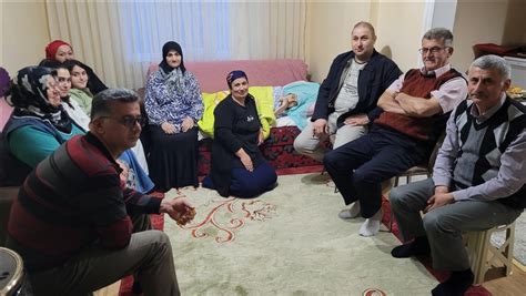 S­a­m­s­u­n­’­d­a­ ­9­7­ ­y­a­ş­ı­n­d­a­k­i­ ­E­s­m­a­ ­Ş­a­h­i­n­’­e­ ­b­a­y­r­a­m­ ­z­i­y­a­r­e­t­i­